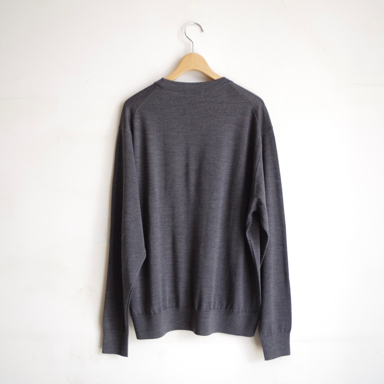 PERSONAL MATTERS PROJECT N°12 MERINO WOOL CREW NECK SWEATER DARK GREY