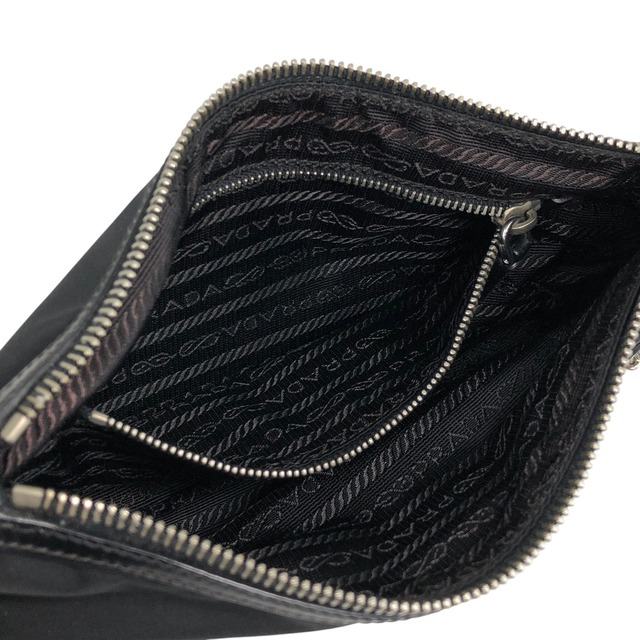 PRADA プラダ ショルダーバッグ ブラック トライアングルロゴ PVC レザー チェーンショルダー コーナーレザー vintage ヴィンテージ オールド 3m6ggr