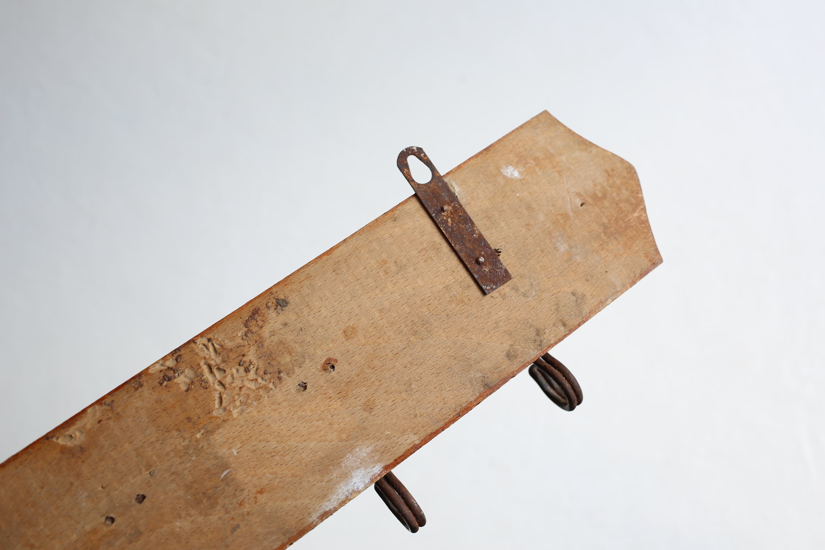 フランス アンティーク ヴィンテージ 木製トーションフック 4連 N