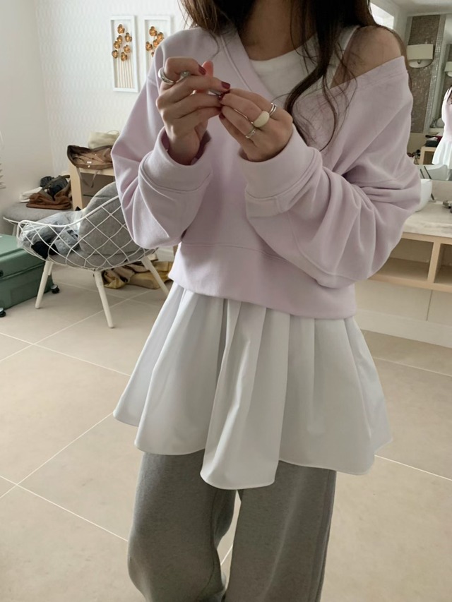 (予約) pretty young thing / Billet v neck mtm 3color