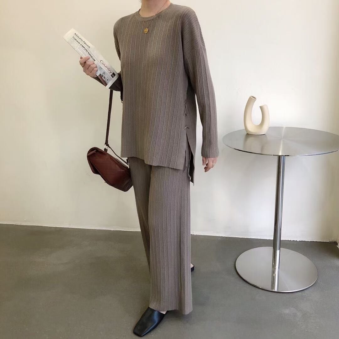 スリット入りプルオーバー&ワイドパンツ ニットセットアップ AJ1050-9052