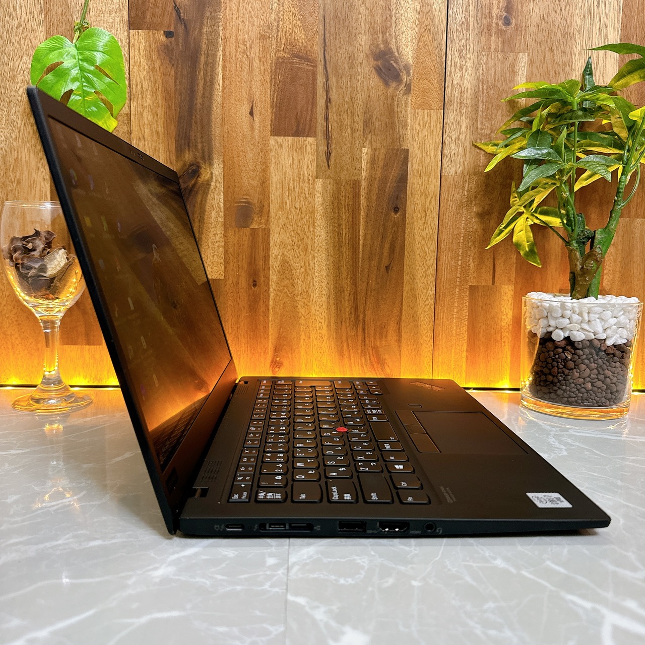 美品・高性能/Lenovo ThinkPad X1Carbon/LTEモデル/SSD1TB/SSD512GB/最高峰Corei7/ノートパソコン