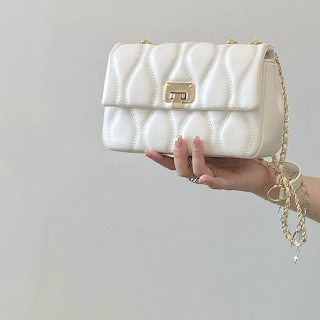 Wave design quilting sholder chain bag 00012
