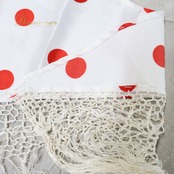 フラメンコ 衣装 シージョ ピキージョ ホワイト系 レッド系 白 赤 水玉 ドット フレコ フリンジ トライアングル 三角形 ダンス パーティ 発表会 ポップ 小物 舞台 かわいい 華やか