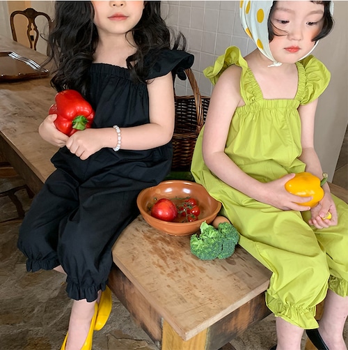オールインワン 子供 サロペット パンツ キッズ 韓国 韓国子供服 オーバーオール フリル 人気 おすすめ かわいい 可愛い おしゃれ オシャレ プレゼント 贈り物 ギフト 90 100 110 120 130 140 1歳 2歳 3歳 4歳 5歳 6歳 7歳 8歳 9歳 10歳 11歳 双子 姉妹 お揃い おそろい リンク コーデ