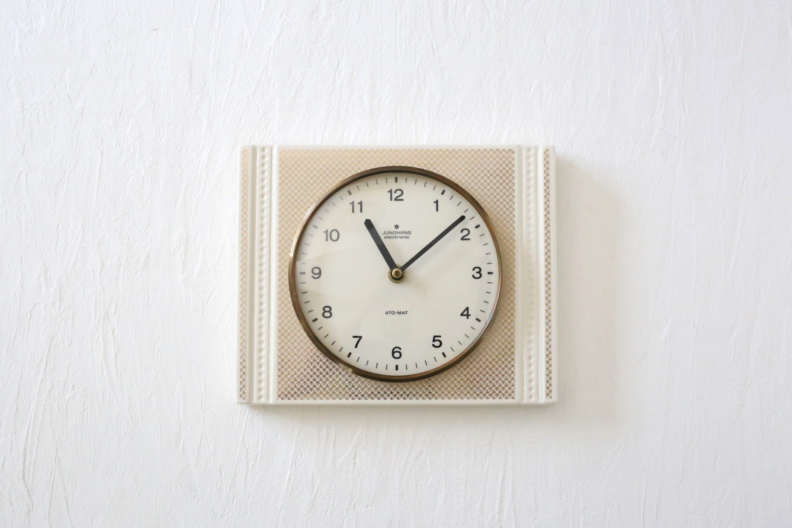 壁掛け時計 | EMUPARIS
