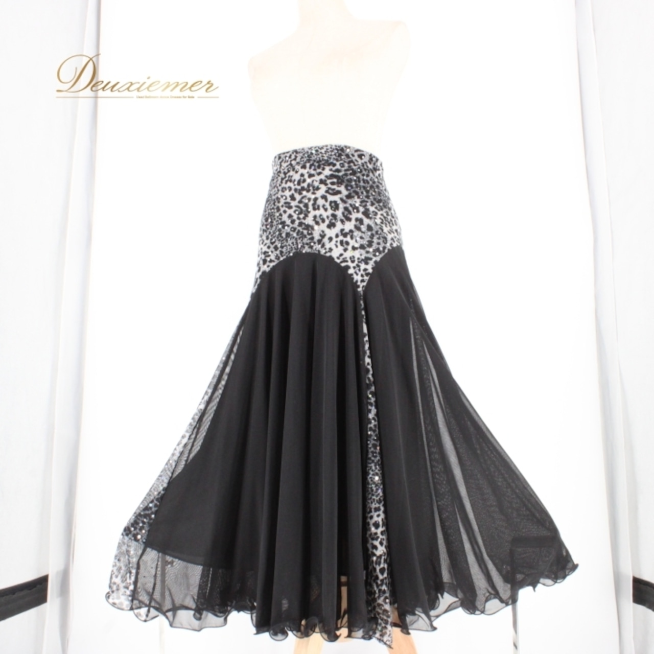 社交ダンス 衣装 スタンダード スカート レッスンウェア レディース 練習着 ACROSS 黒 ヒョウ柄 ブラック系 グレイ系 レース 透け感 上品 ショート丈 ダンススカート フレアスカート 可愛い おしゃれ 伸縮性 通気性 ヒョウ柄スカート 洗濯可 スポーツウェア ダンスレッスン 体型カバー 着回し 楽ちん 休日用