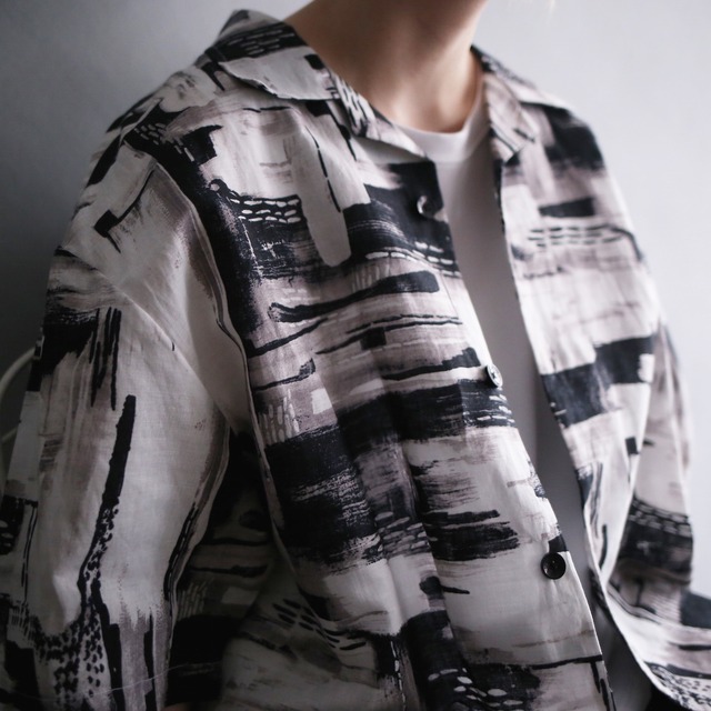 monotone art pattern loose h/s shirt