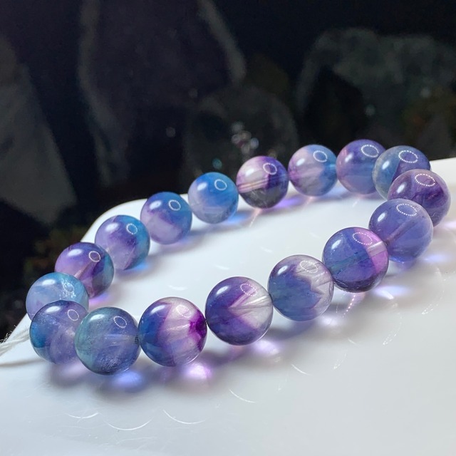 no2.幻想的な色合いレアカラーフローライト ブレスレット