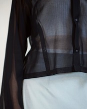 itochi - 100/2 cotton organdy transparent tuck short shirt / black