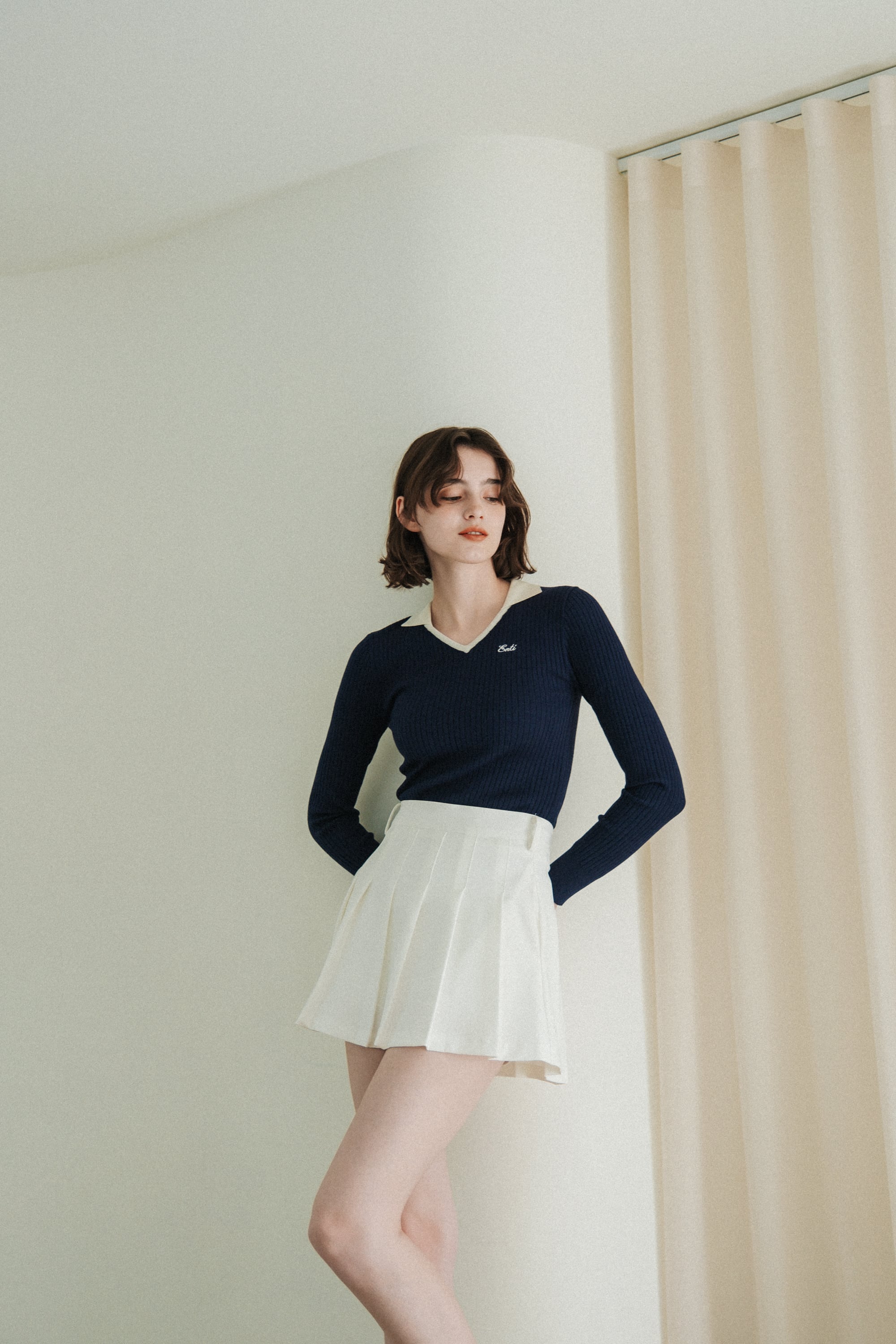 TRIM COLLAR KNIT (NAVY) | ENTI
