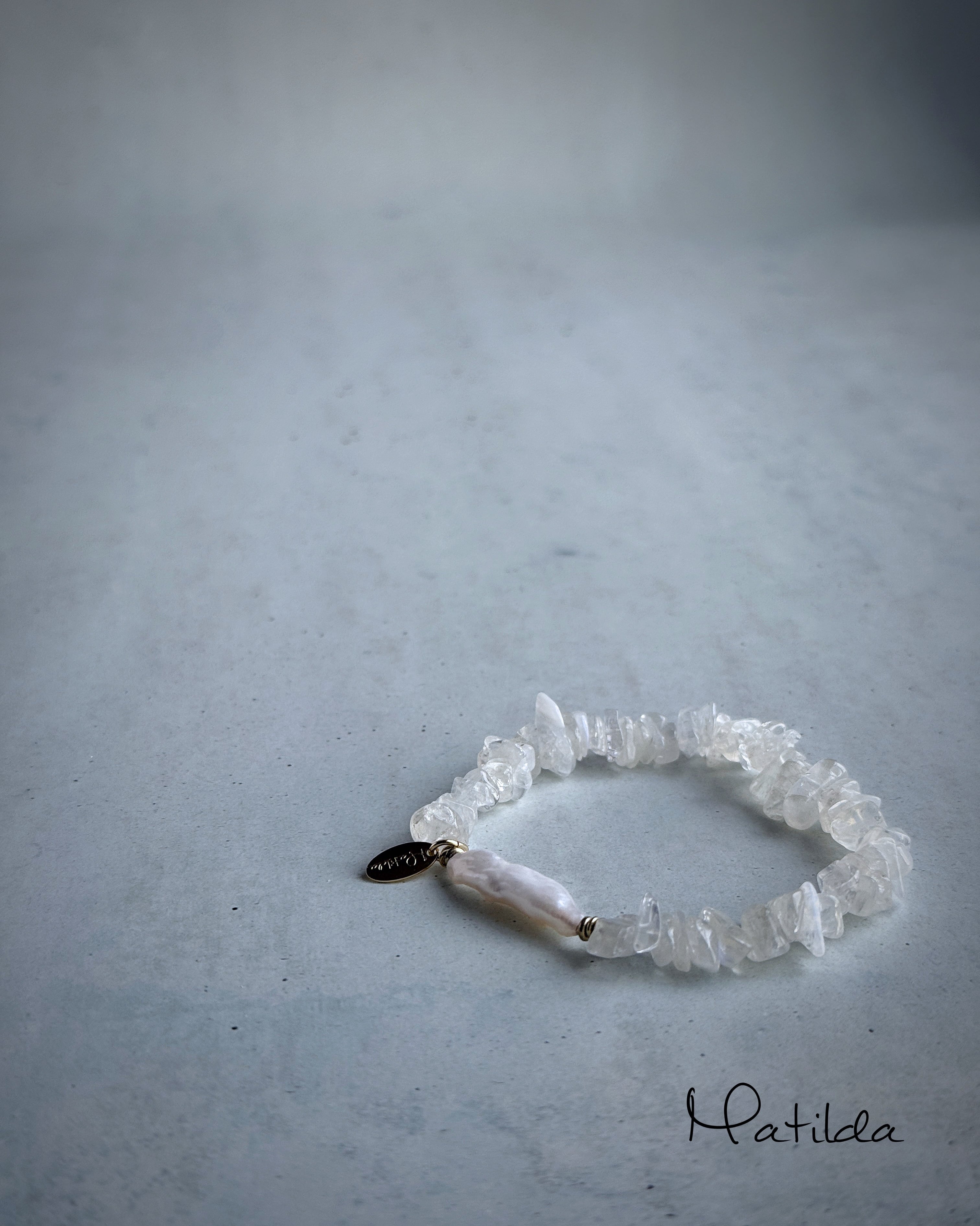 one color bracelet(淡水パール×ブルームーンストーン)