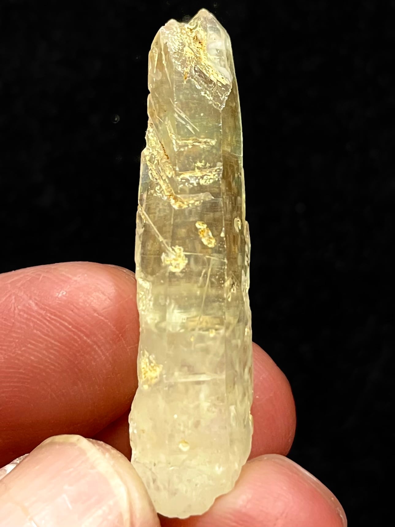 13) 高千穂天岩戸水晶「栄華」2