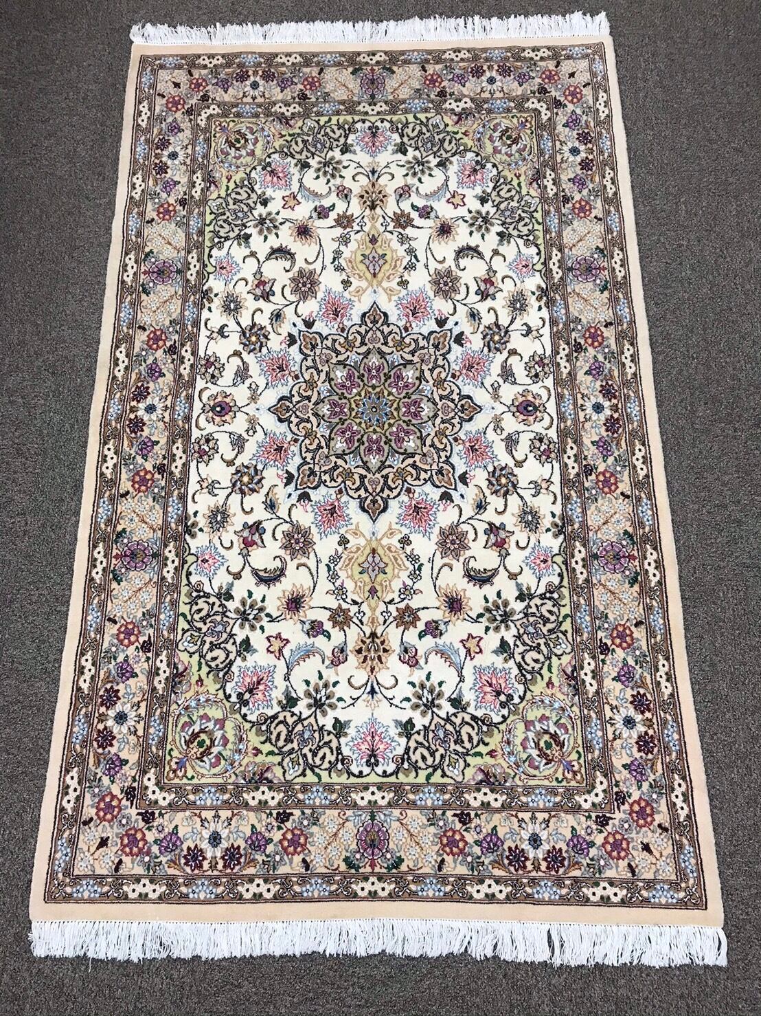新品 ペルシャ絨毯 手織り ナイン産9la 214cm×134cm | sasanianrugs