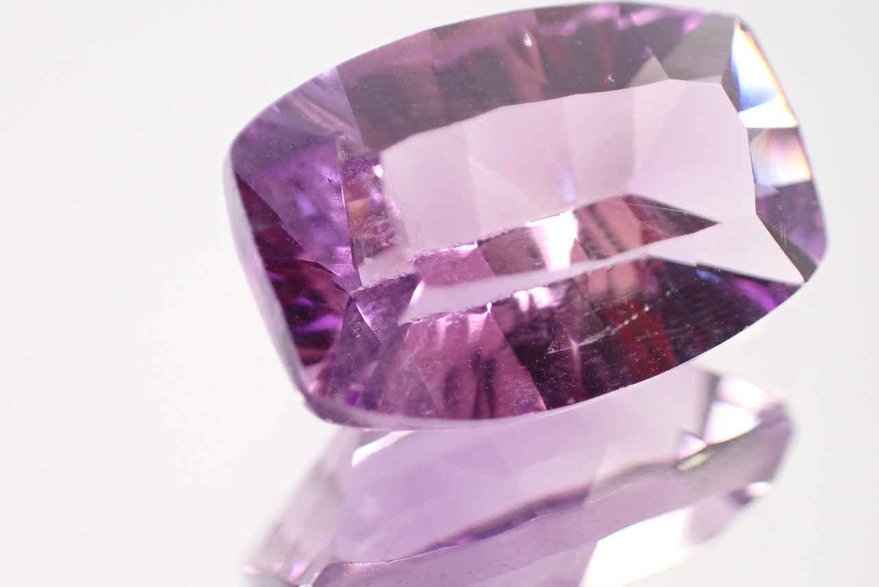 アメジスト(コンケーブカット)　4.43ct　[C11-648]