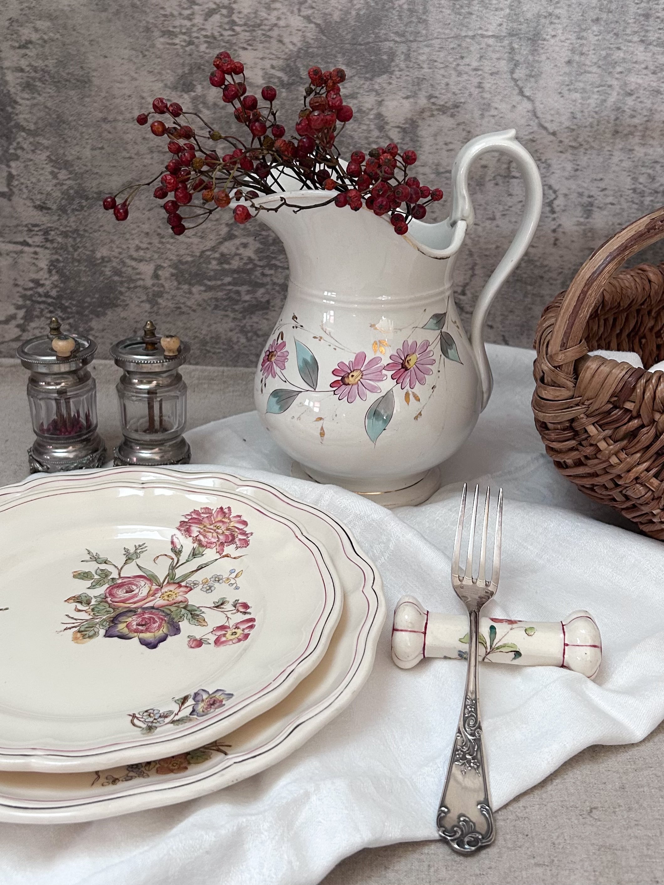 陶器製品 | ｱﾝﾃｨｰｸ ﾎﾞﾝﾇ ｼｬﾝｽ