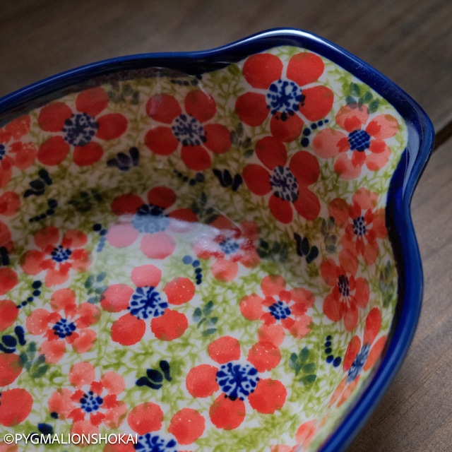 グラタン皿(取っ手)／赤い花