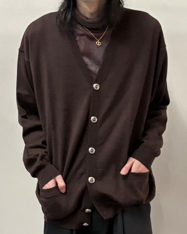 【VERSACE】V neck metal button cardigan