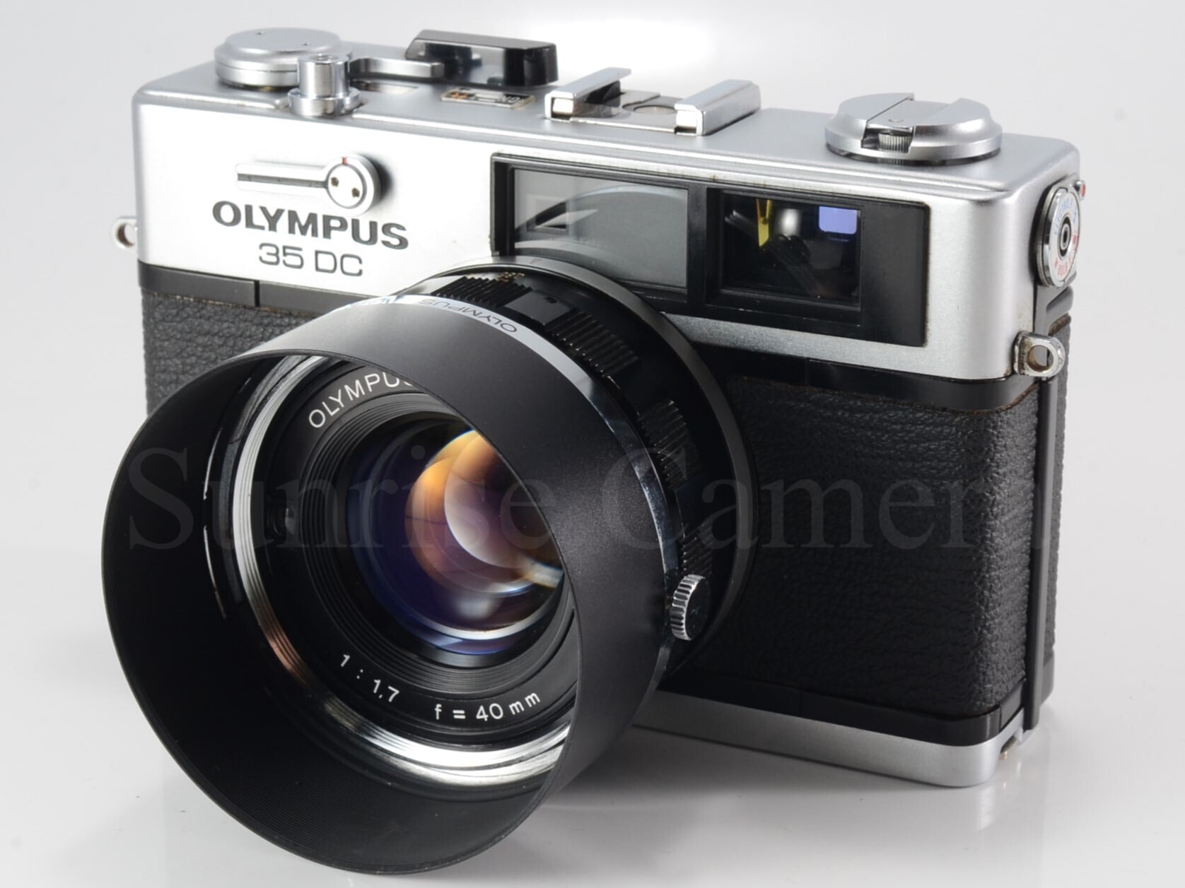 オリンパス 35 DC 40mm F1.7 OLYMPUS 35DC / F.Zuiko 40mm F1.7 前期型 純正フード付 オリンパス