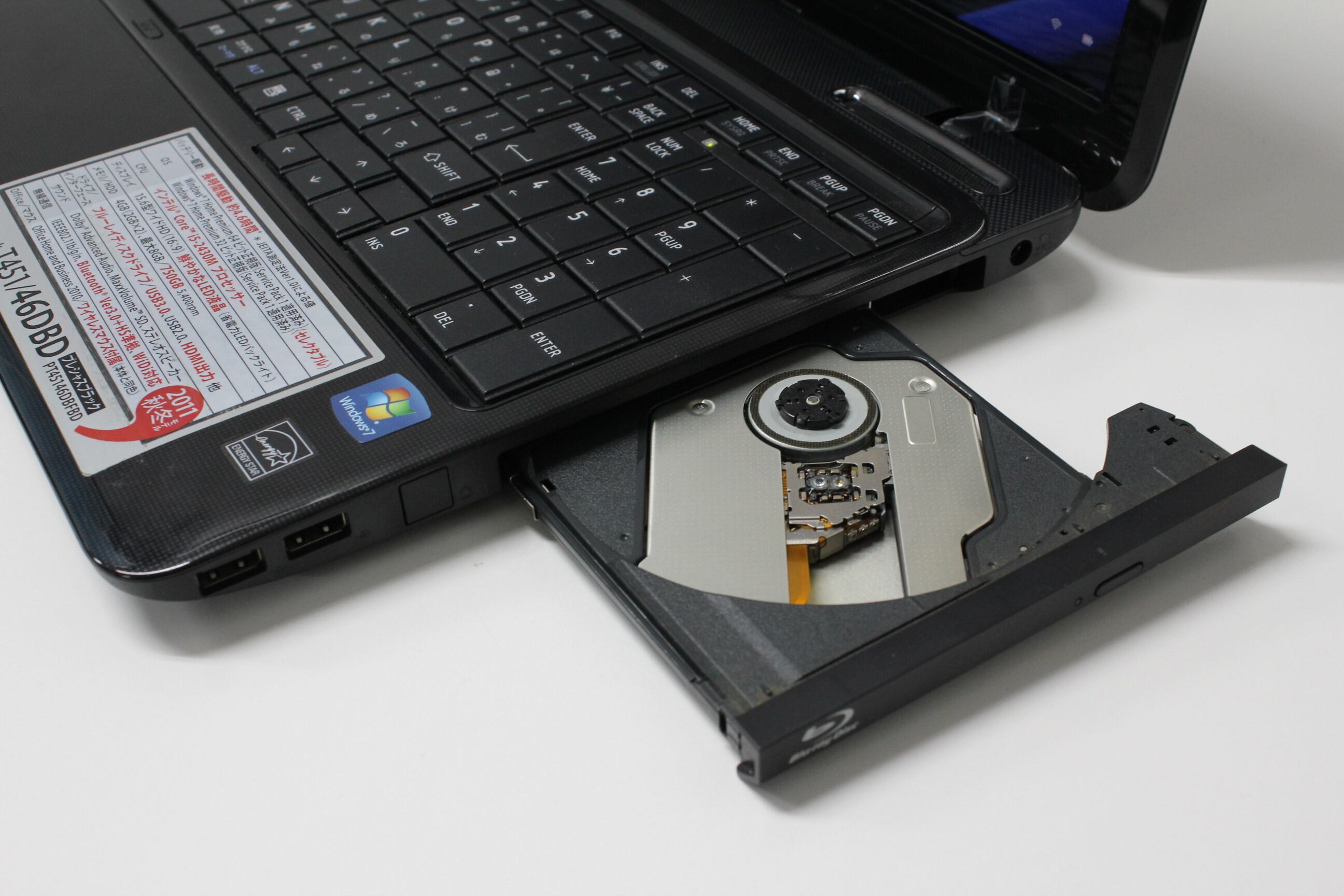 中古ノートPC】東芝〈dynabook T451/46DBD〉Intel Core i5/SSD256GB 