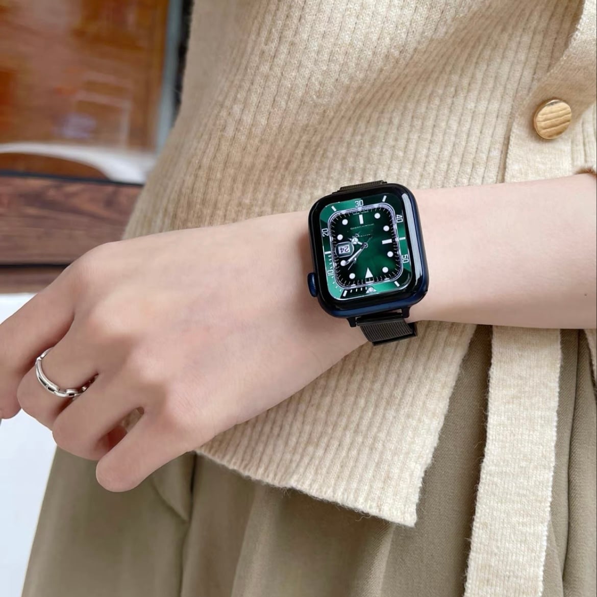 国内発送】 Apple Watch 3840 ミラネーゼループ バンド ブラック R36-o