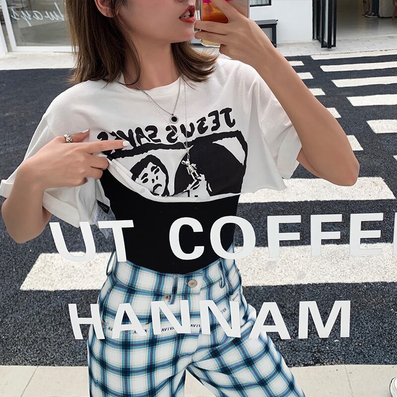 ♥ 超ショート丈プリントTシャツ 黒キャミ タンクトップ ♥ 超ショート丈プリントTシャツ 黒キャミ タンクトップ