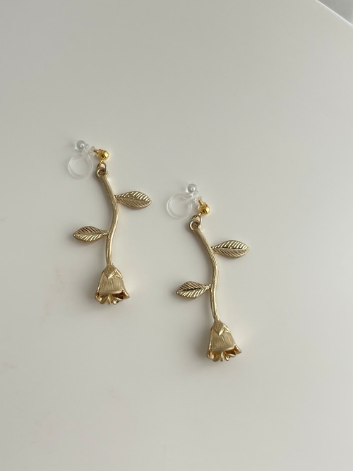 (即納) Fil. / Flower swing earring