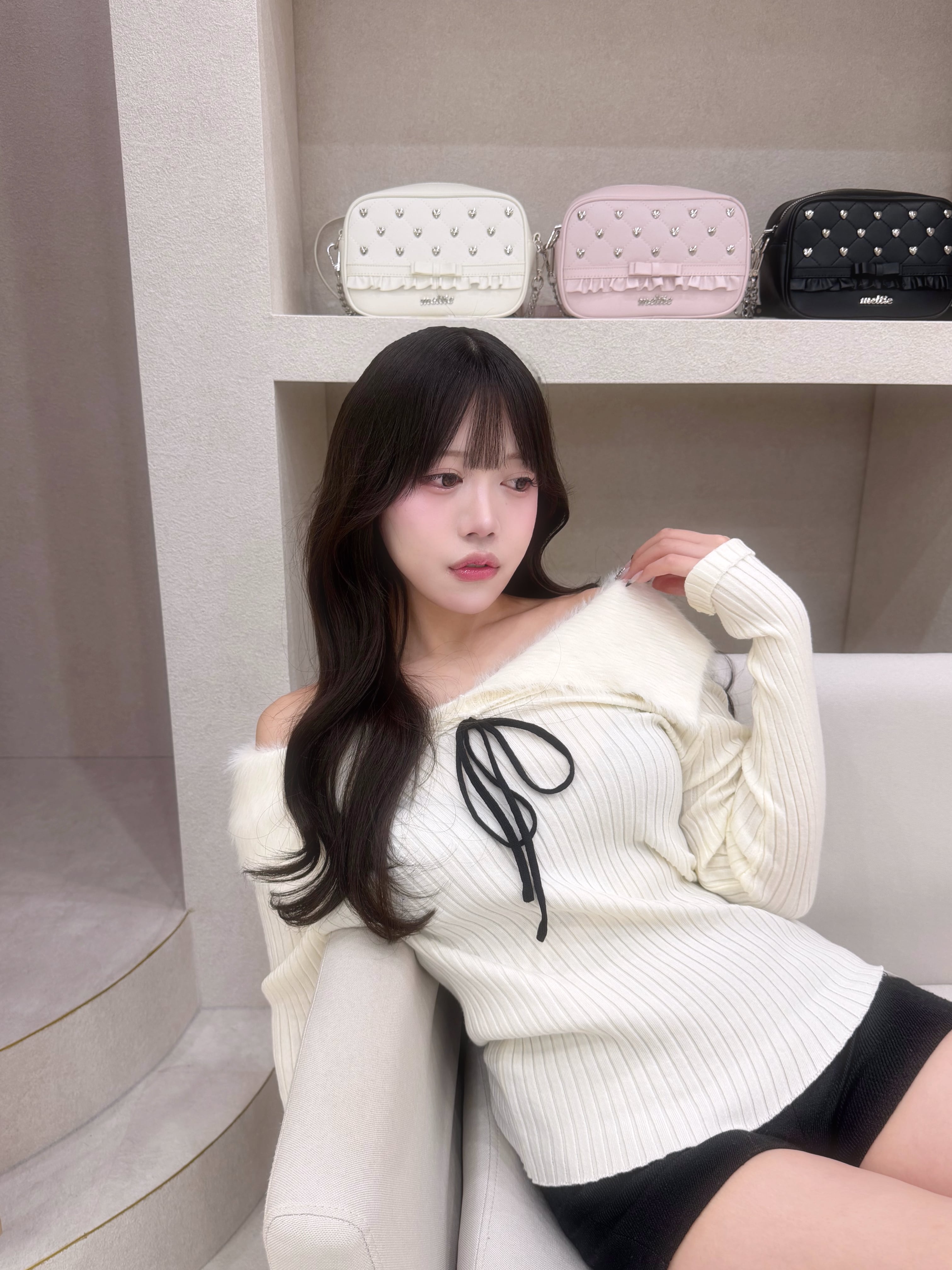 fluffy ribbon offshoulder knit