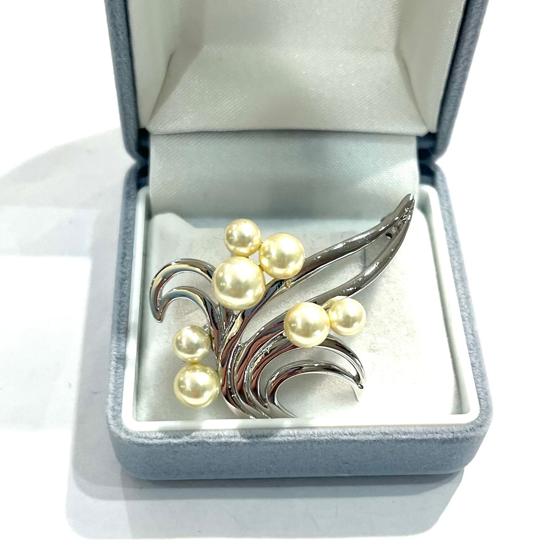 AVON VINTAGE BROACH】アメリカブランド パールデザイン ブローチ 5cm
