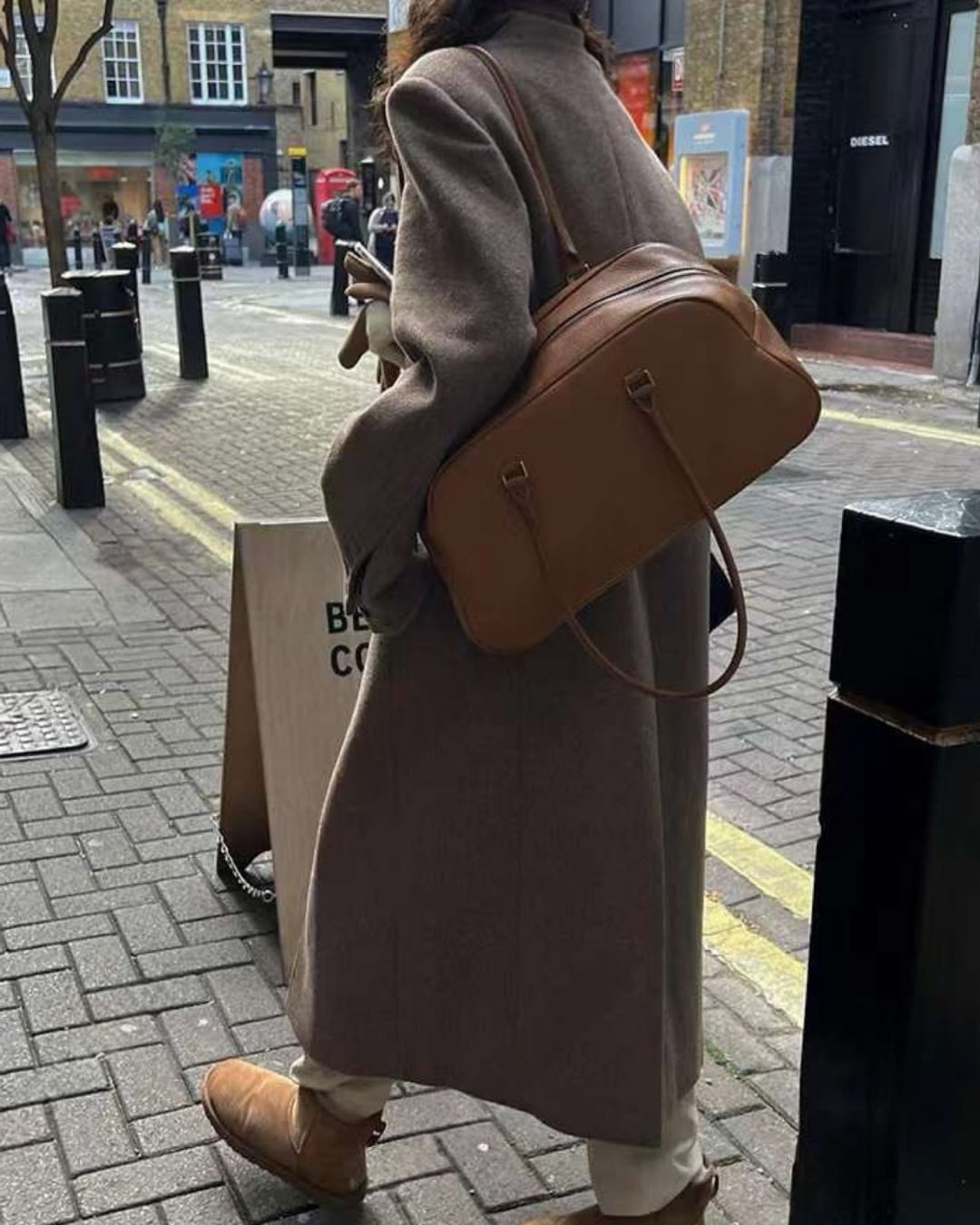 ビッグショルダーレザーバッグ