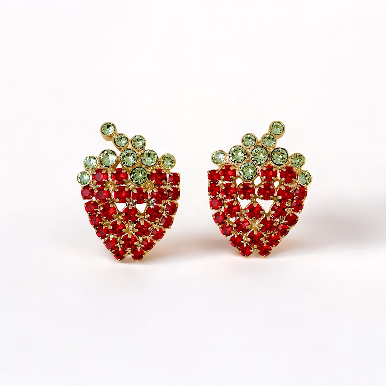 いちごピアス・イヤリング | MAKI NUMOTO (マキ ヌモト