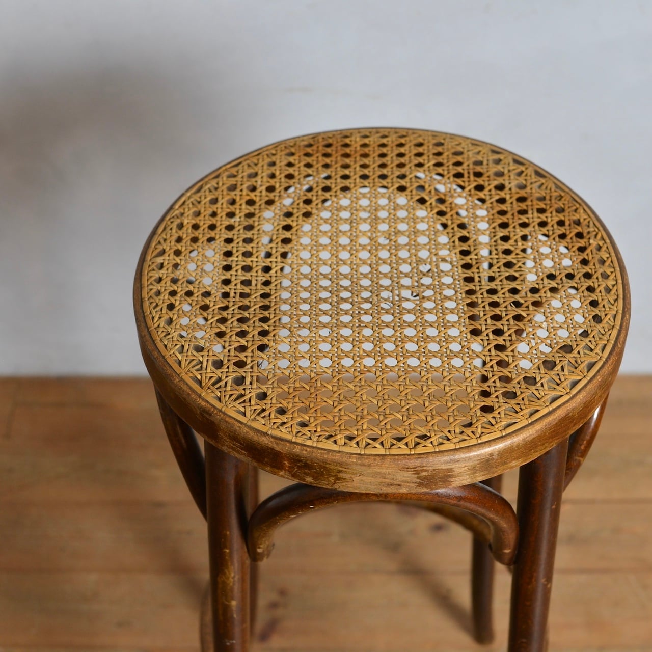 Bentwood Stool / ベントウッドスツール【A】〈トーネット Bentwood Stool / ベントウッドスツール【A】〈トーネット