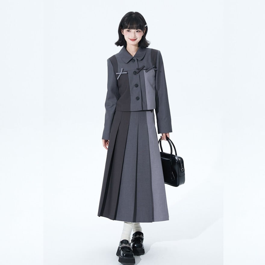 クラロリ好きのための 上品グレートーン配色ジャケット＆プリーツ