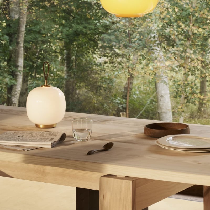 即納》VL45 ラジオハウス ポータブルランプ Pale Rose［ ルイス