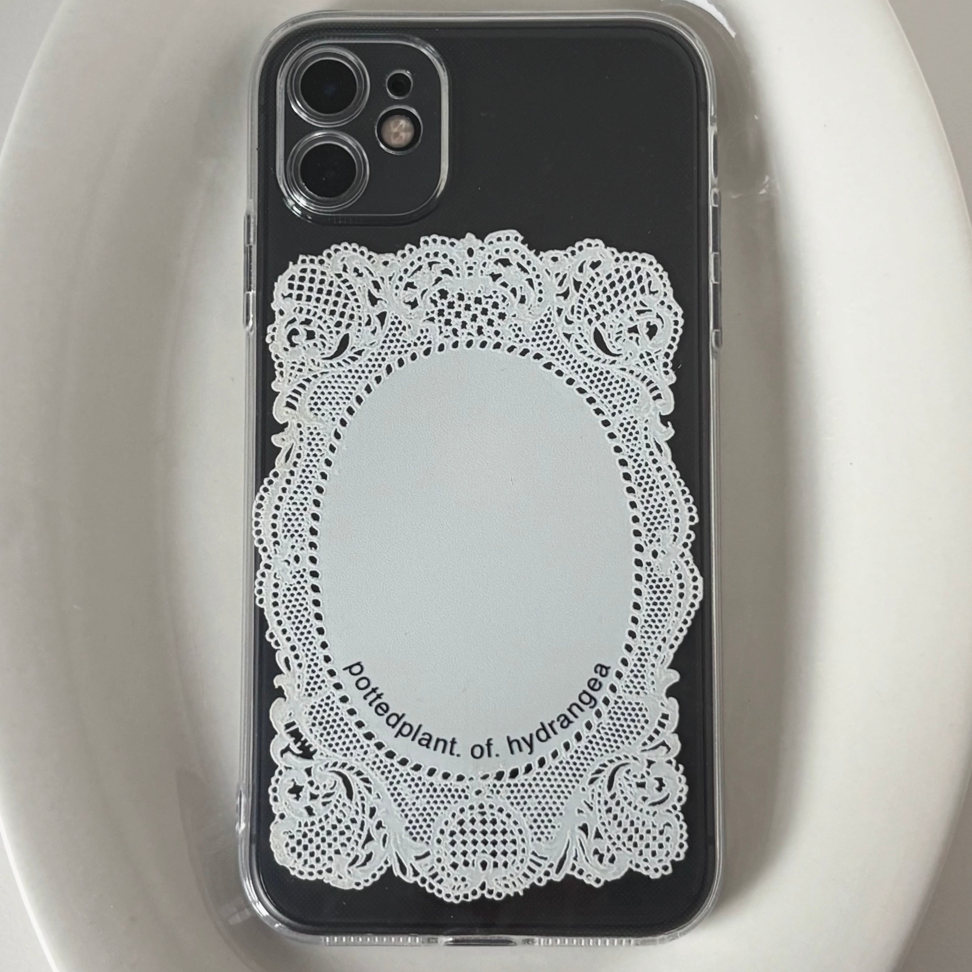 French Lace Phonecese(iPhone17series)