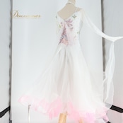 社交ダンス 衣装 スタンダード ドレス スタンダードドレス ワンピース 白 フロート デモ 競技 フリル パーティ 発表会 ピンク系 ホワイト系 フラワー おしゃれ デザイン スカート フォーマル ステージ用 Mサイズ 女性用 競技用 発表会用