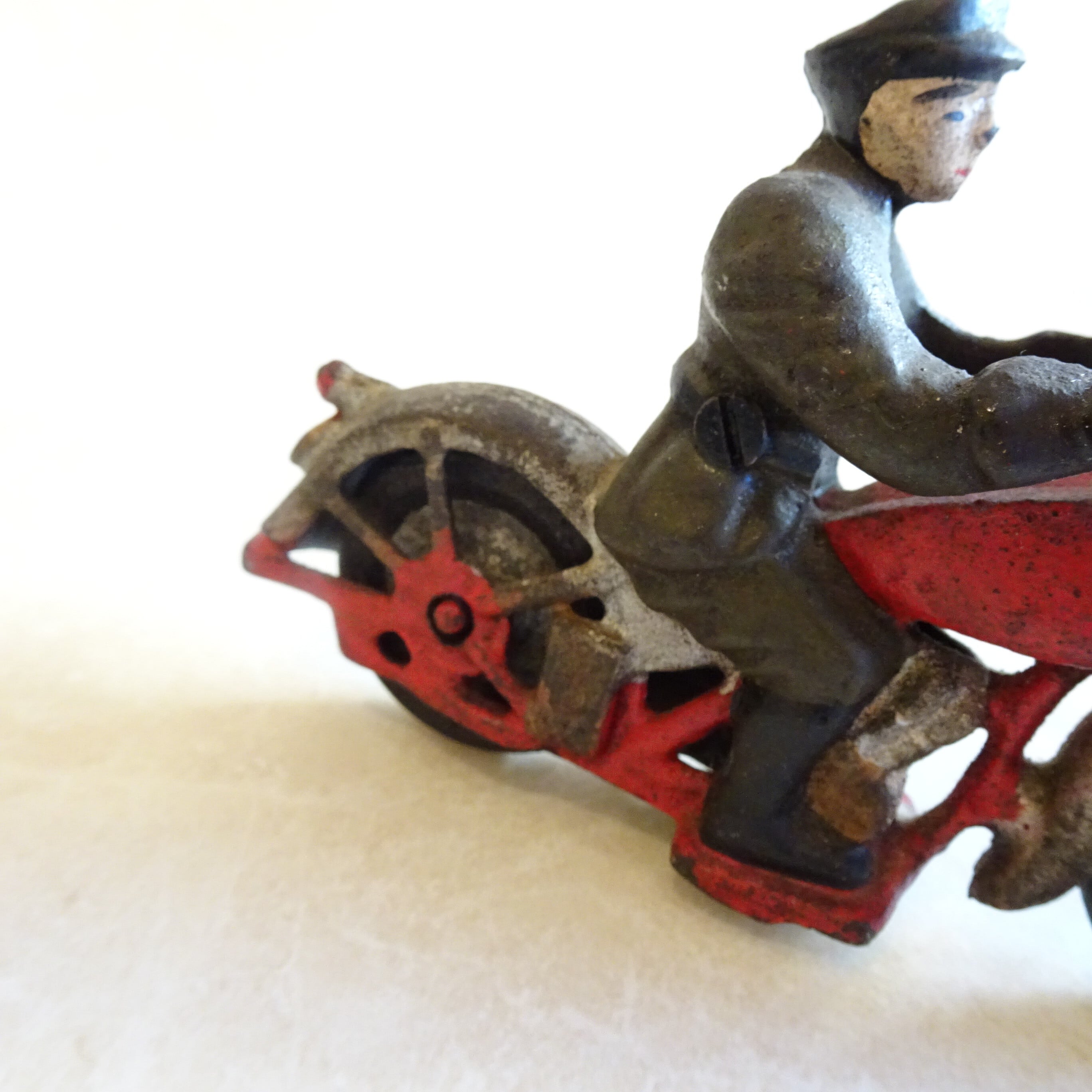 パイプヘッド　イギリス製　1930年代 1930年頃のアメリカのバイクのおもちゃ | 純喫茶家具の村田商會