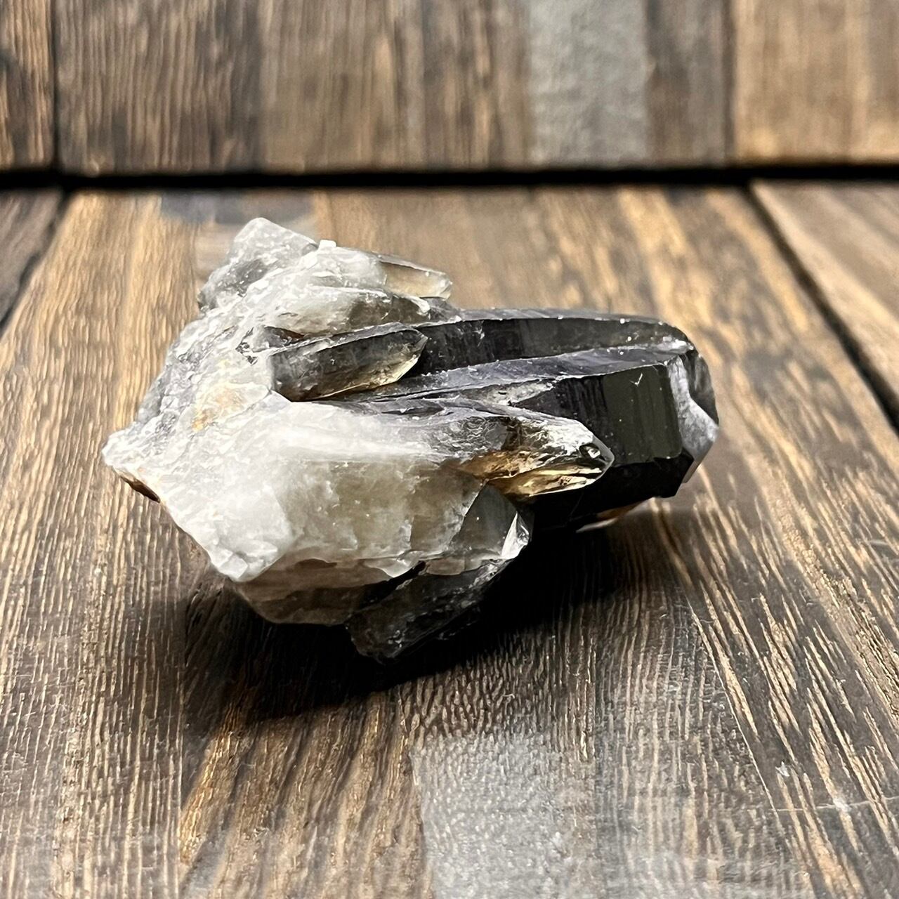 モリオン丸玉　パワーストーン　鑑賞石　天然石　自然石　原石　黒水晶 Amazon.co.jp: モリオン 黒水晶 丸玉 30-32mmサイズ 天然石