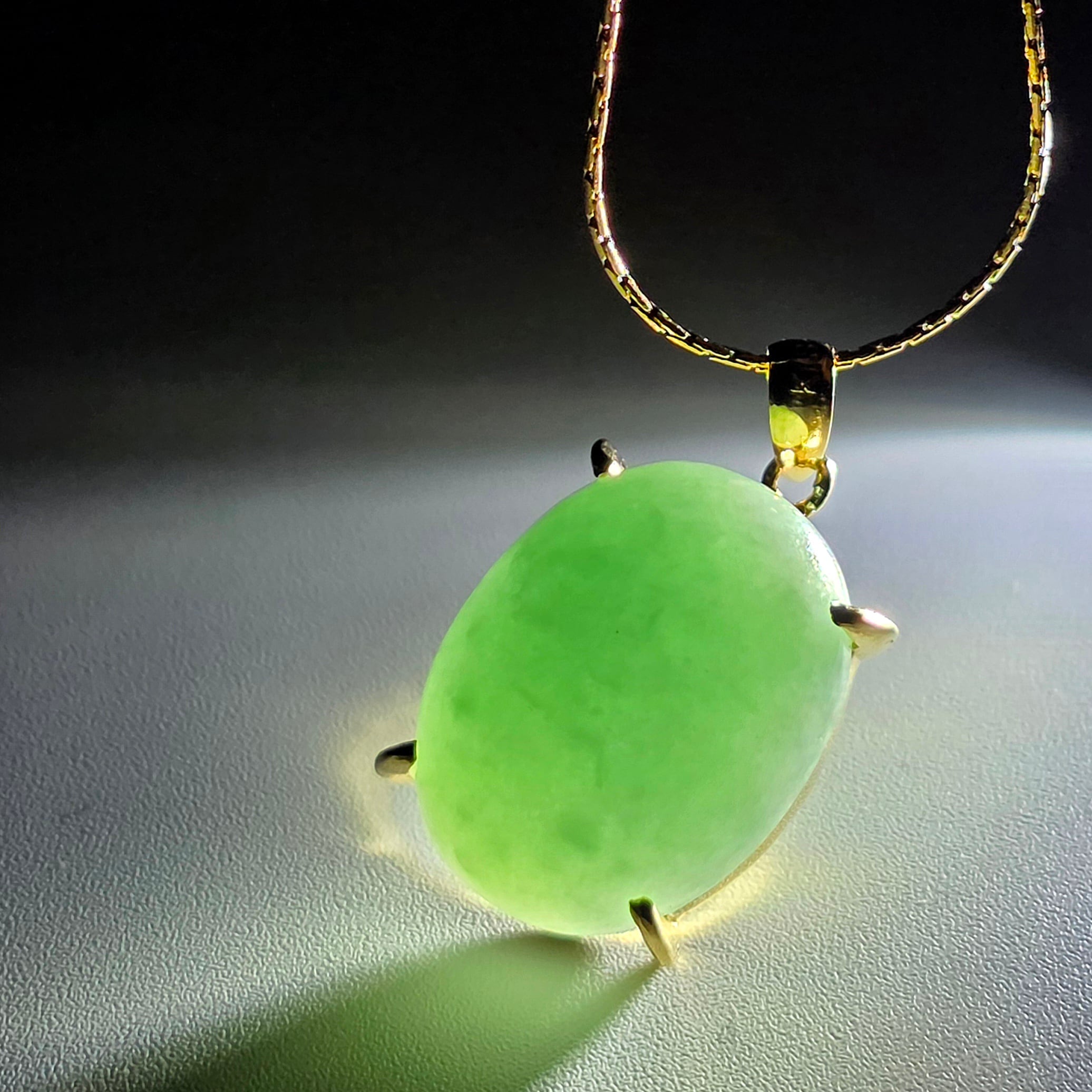 K18(2g) :糸魚川翡翠:金具付き:ペンダントトップ BPT0589 | 糸魚川翡翠