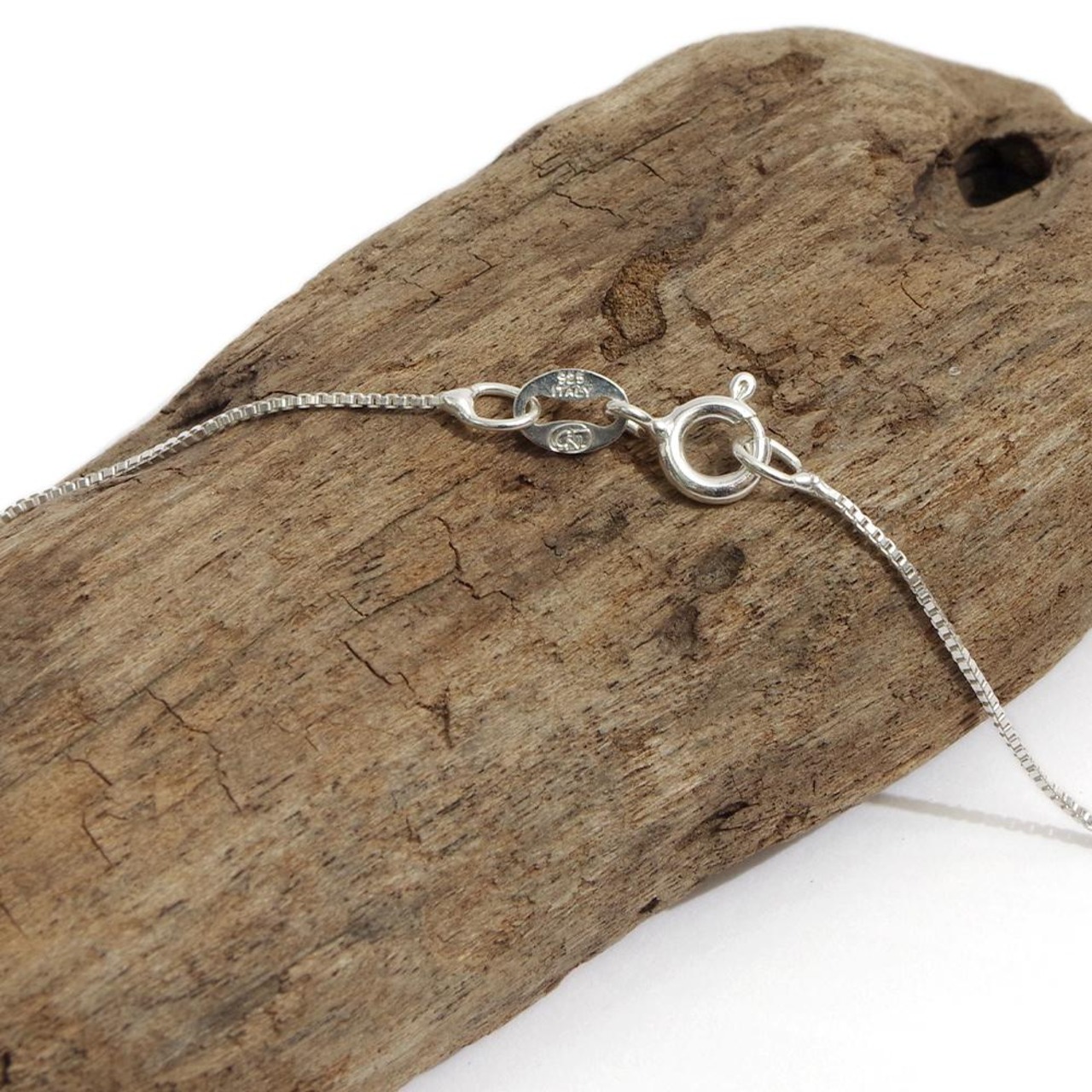 【INDIAN JEWELRY インディアンジュエリー】Navajo WHITE BUFFALO pendant Nila Johnson ナバホ ホワイトバッファローペンダント ニラ・ジョンソン作