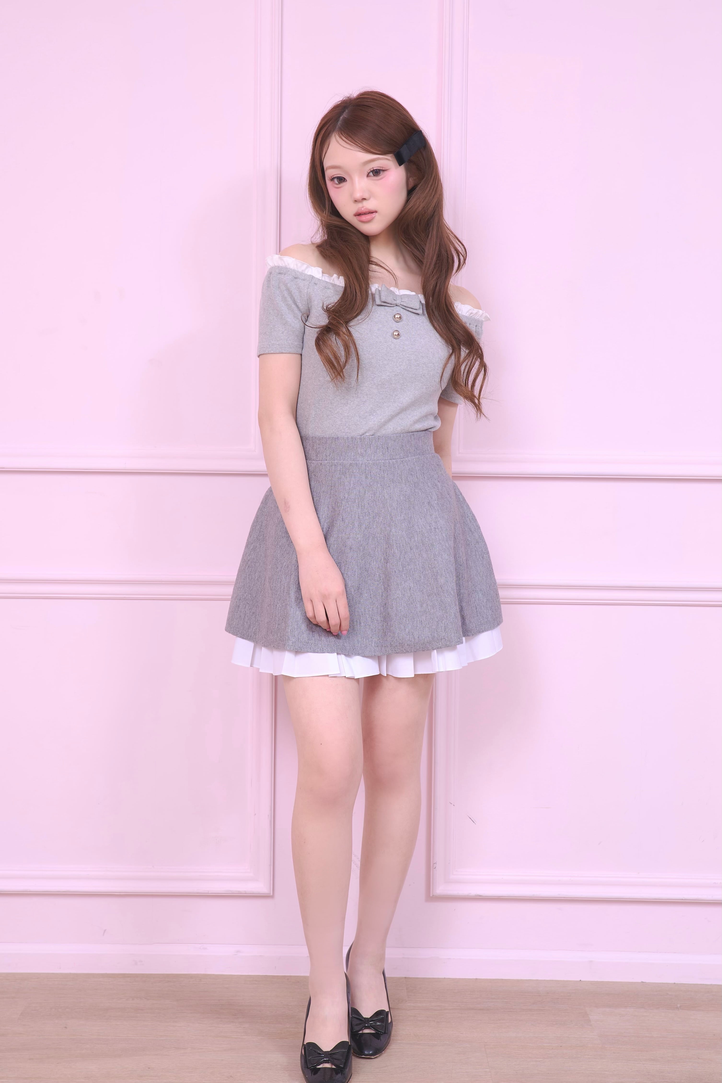 frill off shoulder ribbon tops〈gray〉 | PRIMAVELY