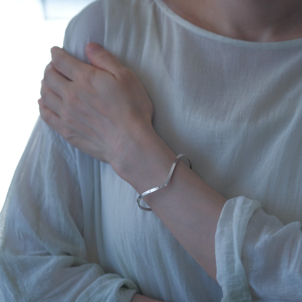 カーブ バングル シルバー925 | クラウドジュエリー(Cloud-jewelry