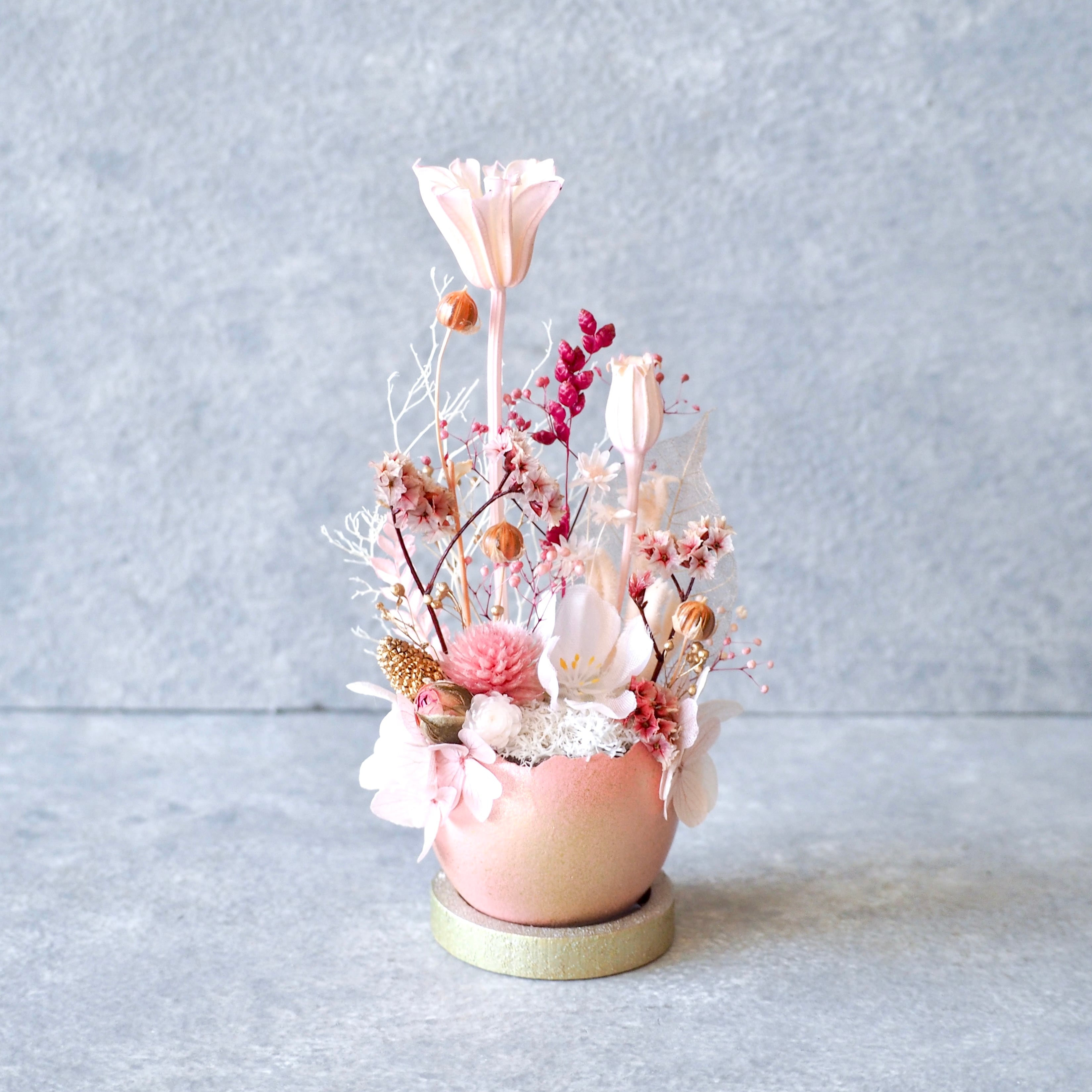 卵に眠る花の箱庭『春の野原/桜』 | 花のインテリア工房「銀世界」