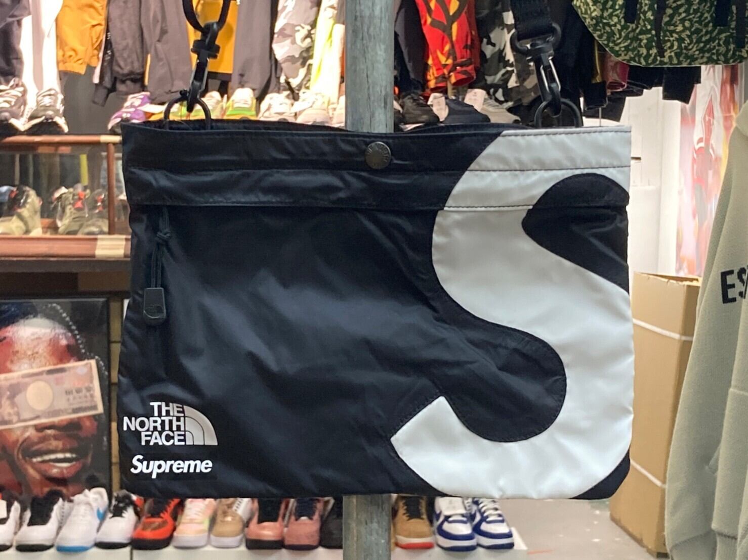 Supreme x THE NORTH FACE S LOGO SHOULDER BAG BLACK 05165 | BRAND  