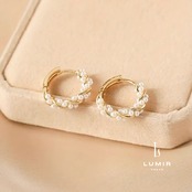 フェミニンパールクレセントピアス