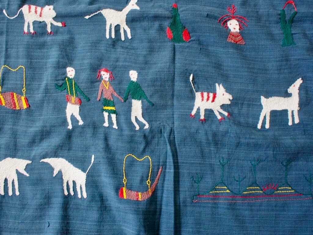 ✳︎⭐︎直輸入⭐︎✳︎少数民族 ナガ族 刺繍ファブリック