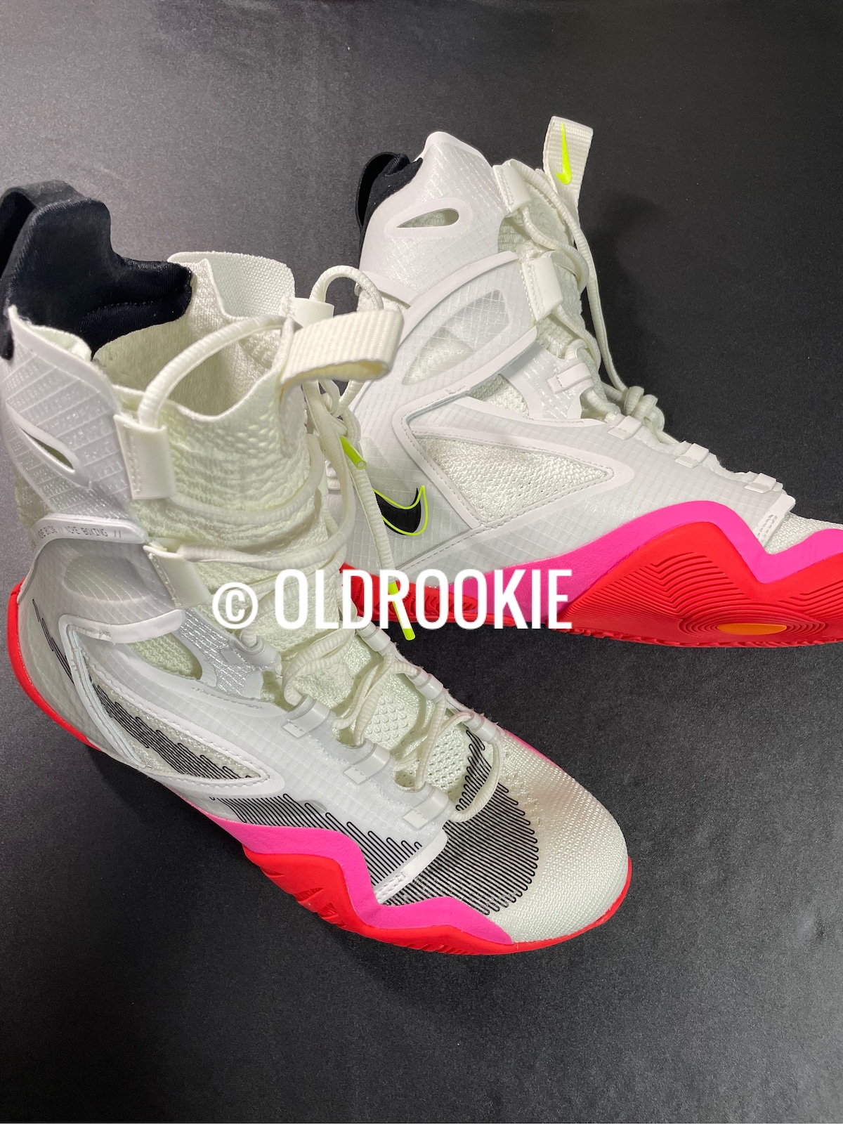 NIKEナイキハイパーko2ニューリミテッド 東京オリンピックカラー  