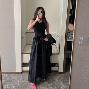 上品　ラウンドネック　ドッキング フレアードレス〈２カラー サイズF〉