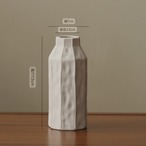 多面体花瓶 幾何学花瓶 白い花瓶 セラミック花瓶 ファセット花瓶 角形花瓶 モダン花瓶 アート花瓶 デザイン花瓶 インテリア花瓶 おしゃれ花瓶 陶器花瓶