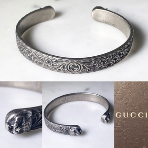 GUCCI silver arabesque engraved cuff bangle “cat head”